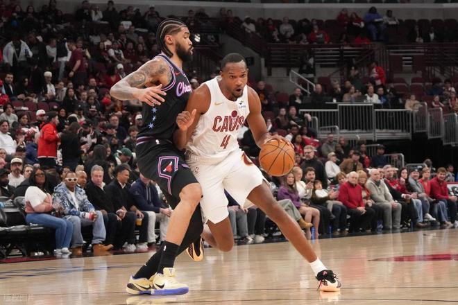 哈登36分单核带队险胜公牛 骑士末节断电仍守胜