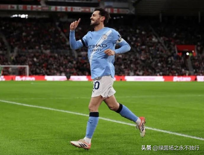 巴萨瞄准B席与塞内西 免签补强引援计划浮出水面