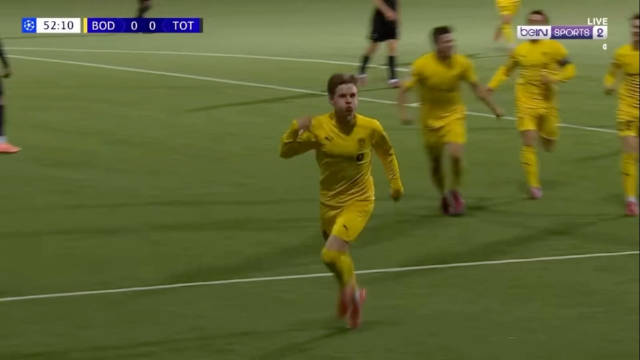 樊振东擦边球引爆球迷争议 球场内外上演多线博