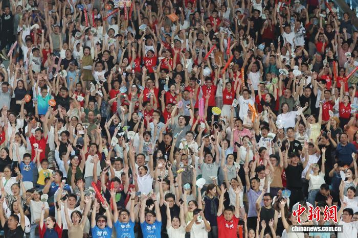 苏超联赛点燃城市消费活力 95.9%观众参与门票外